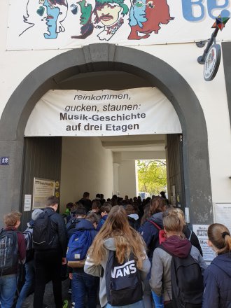 Ein Tag im Beatles - Museum Halle Ein Tag im Beatles - Museum Halle