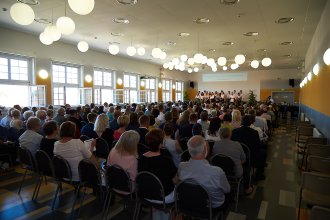 Übergabe der Reifezeugnisse 2019 Übergabe der Reifezeugnisse 2019