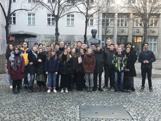 Exkursion der Sozialkundekurse 2018 nach Berlin
