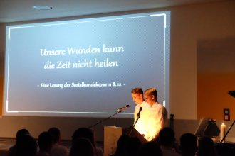 Lesung „Unsere Wunden kann die Zeit nicht heilen“